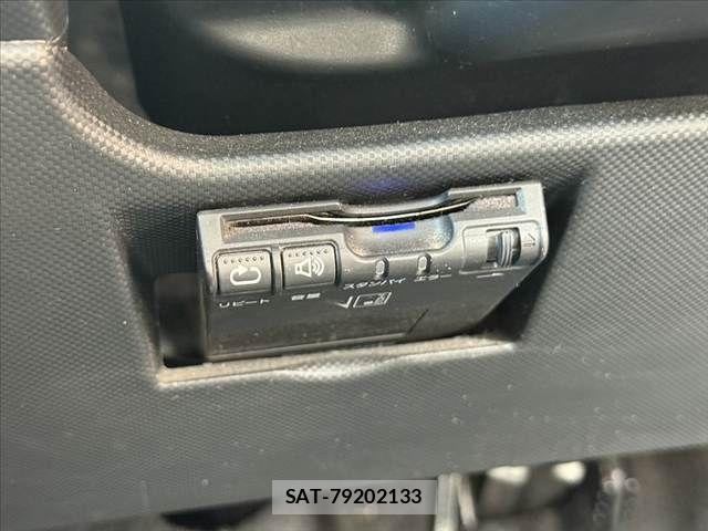 Toyota RAIZE 2020-06 8132037-5