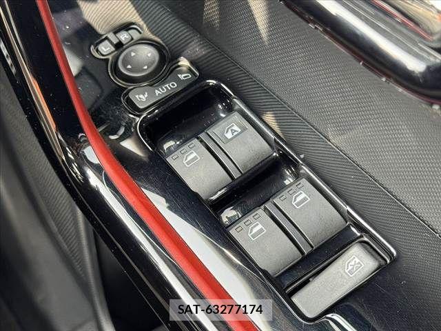 Toyota RAIZE 2024-05 8209738-24