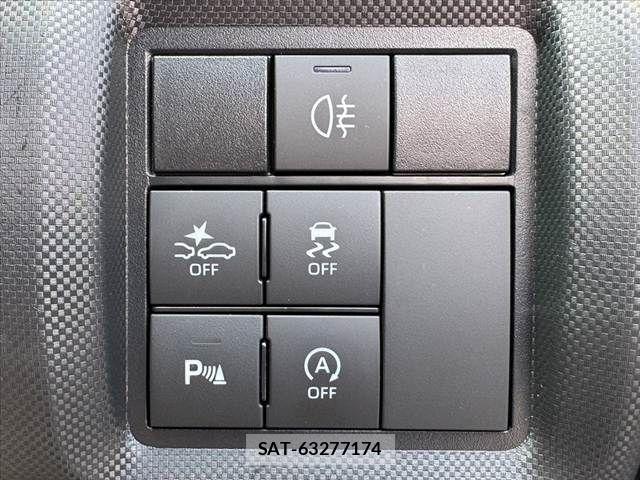 Toyota RAIZE 2024-05 8209738-5