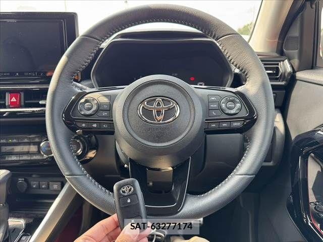 Toyota RAIZE 2024-05 8209738-6