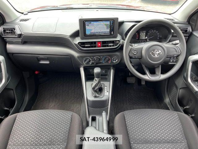 Toyota RAIZE 2025-05 8209749-1