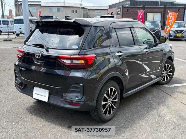 Toyota RAIZE 2020-06 8209747-1