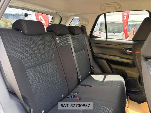 Toyota RAIZE 2020-06 8209747-4