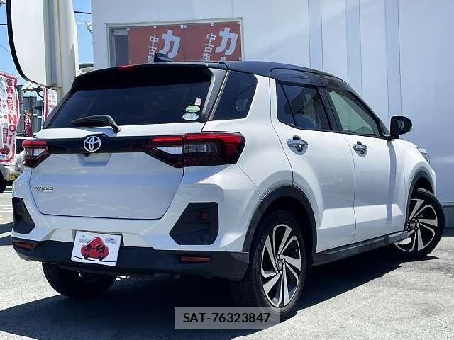Toyota RAIZE 2020-04 8209752-2