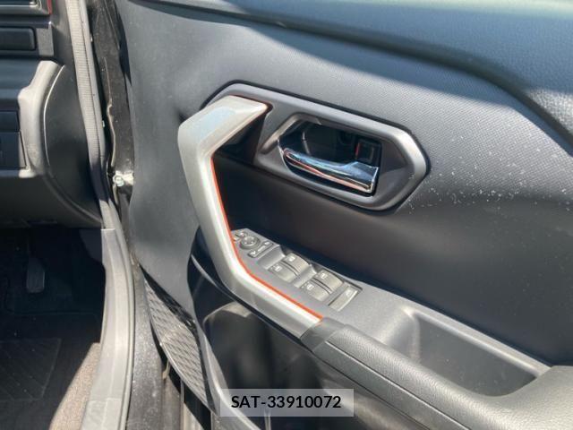 Toyota RAIZE 2020-06 8231473-13