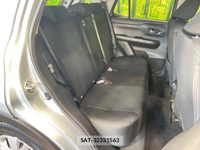 Toyota RAIZE 2020-05 8231472-8