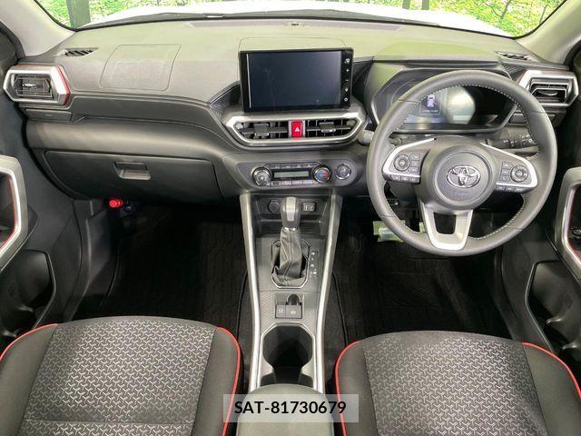 Toyota RAIZE 2025-02 8246435-1