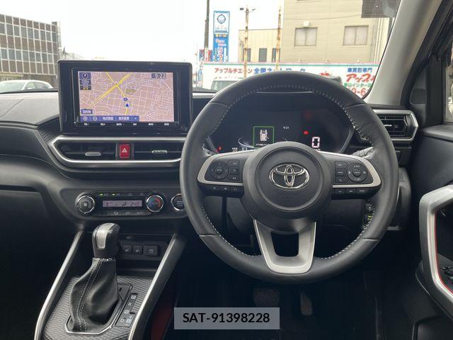 Toyota RAIZE 2020-01 8246451-1