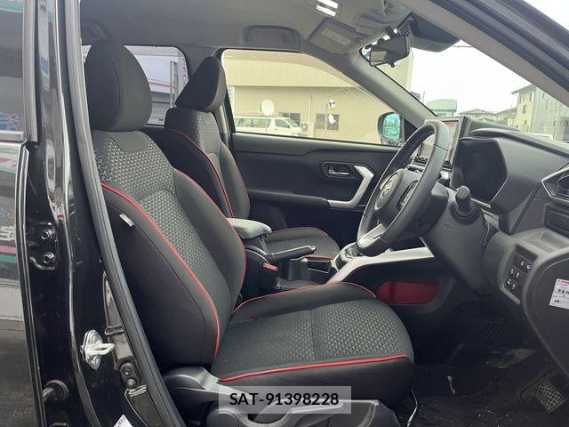 Toyota RAIZE 2020-01 8246451-3