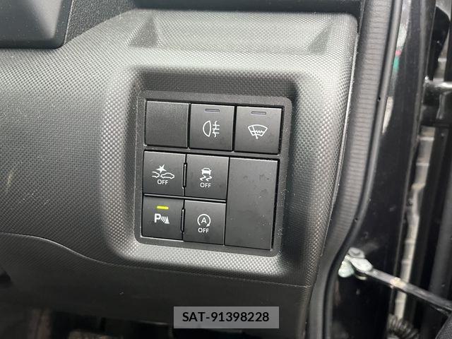 Toyota RAIZE 2020-01 8246451-6