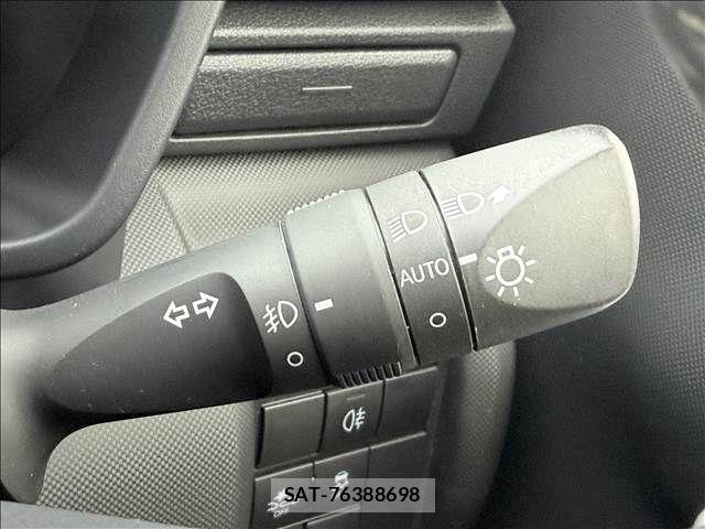 Toyota RAIZE 2020-05 8246457-26