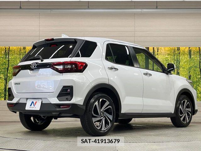 Toyota RAIZE 2025-04 8246439-16
