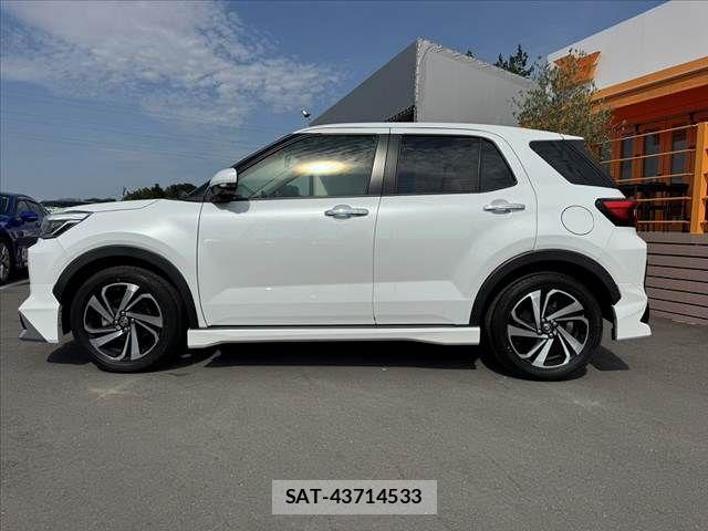 Toyota RAIZE 2023-01 8316622-10