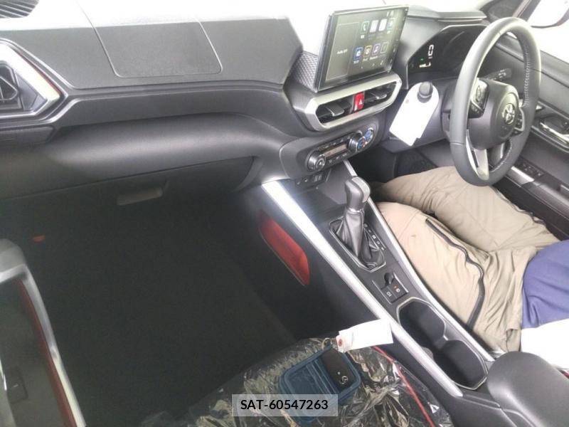 Toyota RAIZE 2026-07 8329152-4