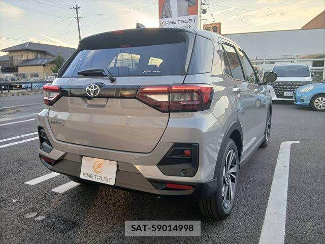 Toyota RAIZE 2026-07 8414607-14