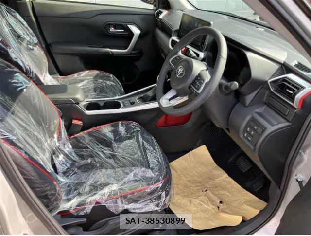 Toyota RAIZE 2026-07 8194261-4