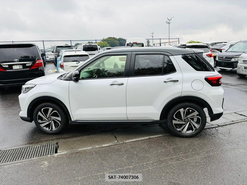 Toyota RAIZE 2025-09 8594542-1