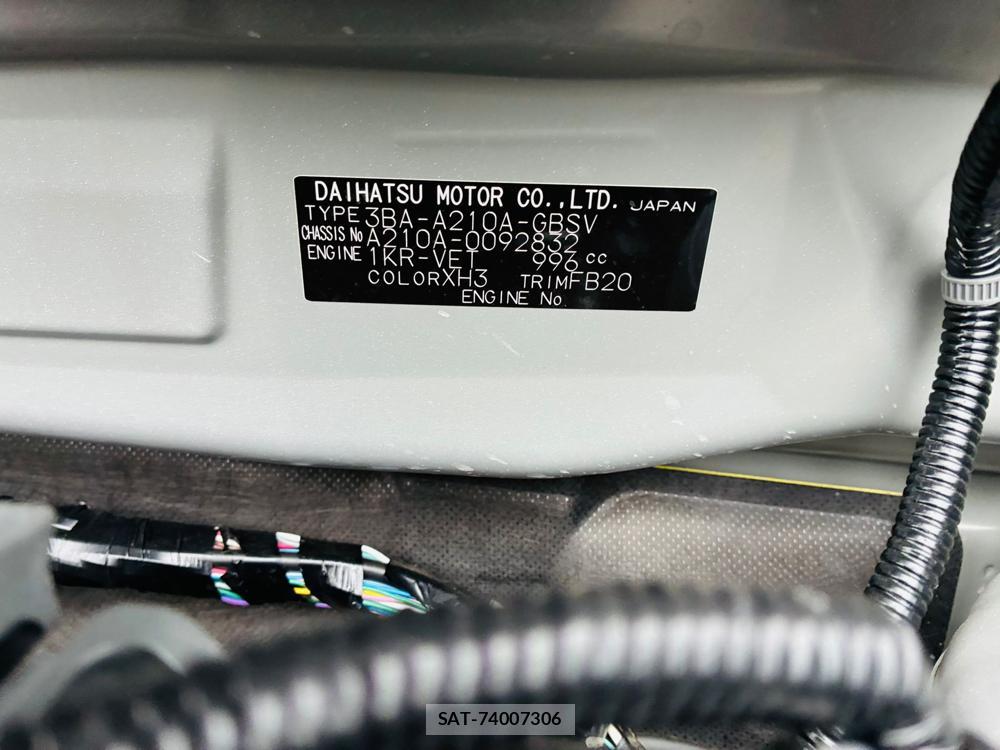 Toyota RAIZE 2025-09 8594542-37