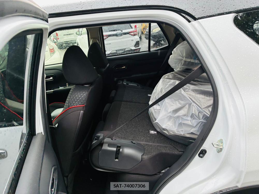 Toyota RAIZE 2025-09 8594542-8