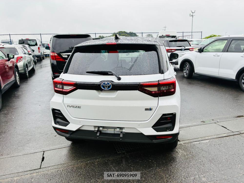 Toyota RAIZE 2026-06 8594663-3