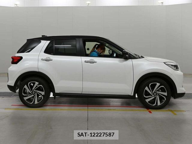 Toyota RAIZE 2025-09 8654221-1