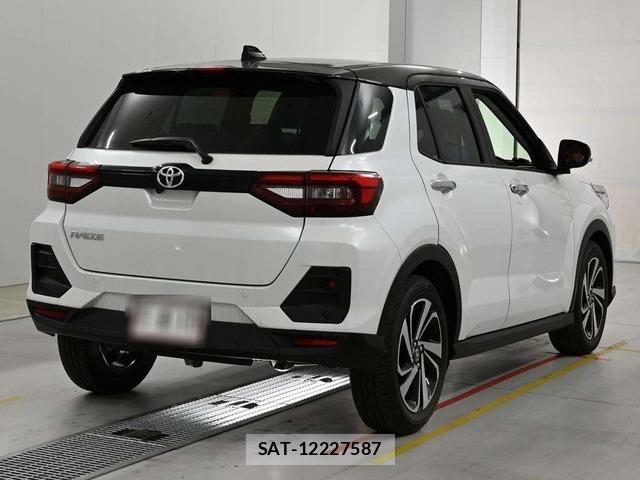 Toyota RAIZE 2025-09 8654221-2