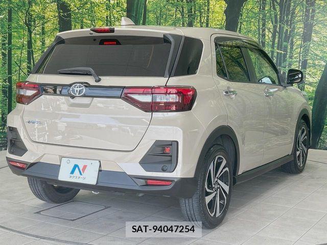 Toyota RAIZE 2020-06 8661198-16