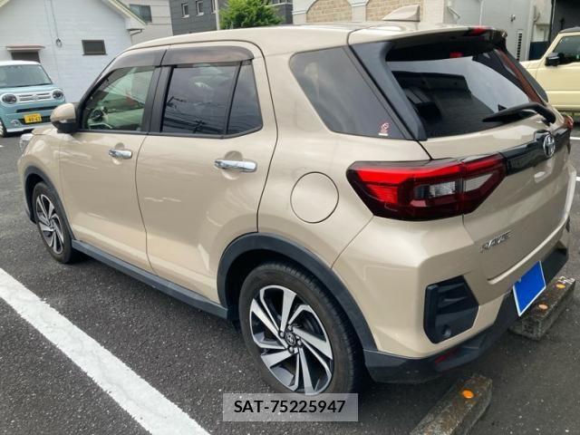 Toyota RAIZE 2021-07 8745446-6