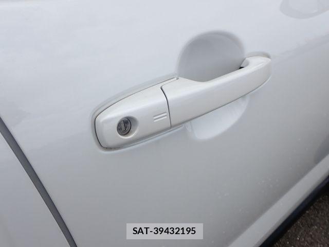 Toyota RAIZE 2023-12 8745428-9