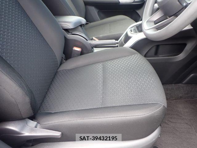 Toyota RAIZE 2023-12 8745428-21