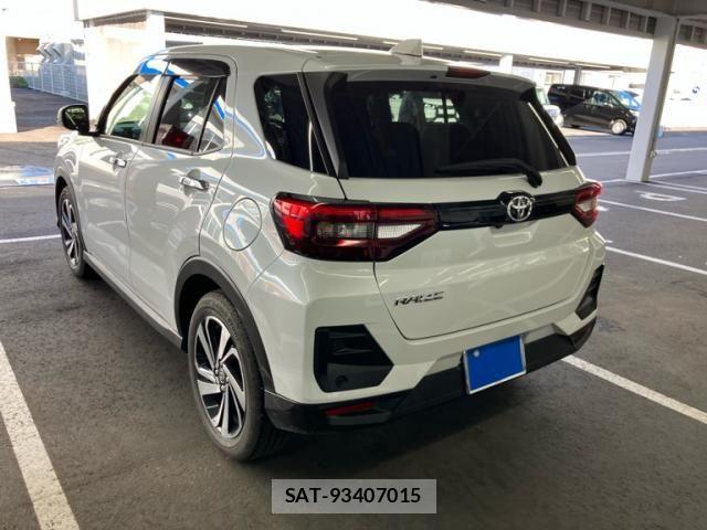 Toyota RAIZE 2022-03 8781757-3
