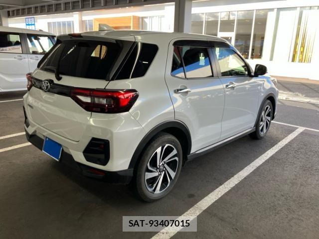 Toyota RAIZE 2022-03 8781757-4