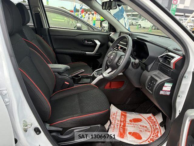 Toyota RAIZE 2020-03 8831238-5