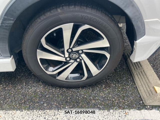 Toyota RAIZE 2020-02 8831243-5