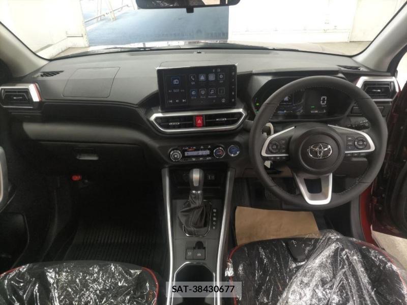Toyota RAIZE 2026-07 8842524-4