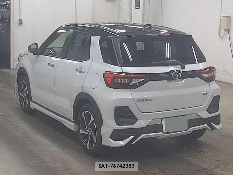 Toyota RAIZE 2026-07 8883196-2