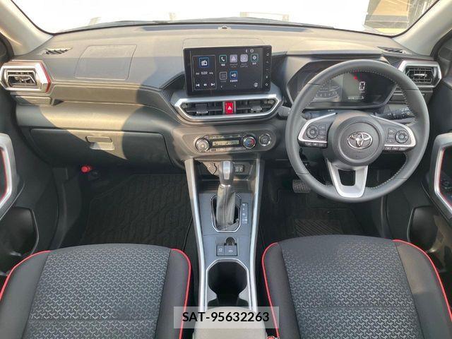 Toyota RAIZE 2025-12 8884230-1
