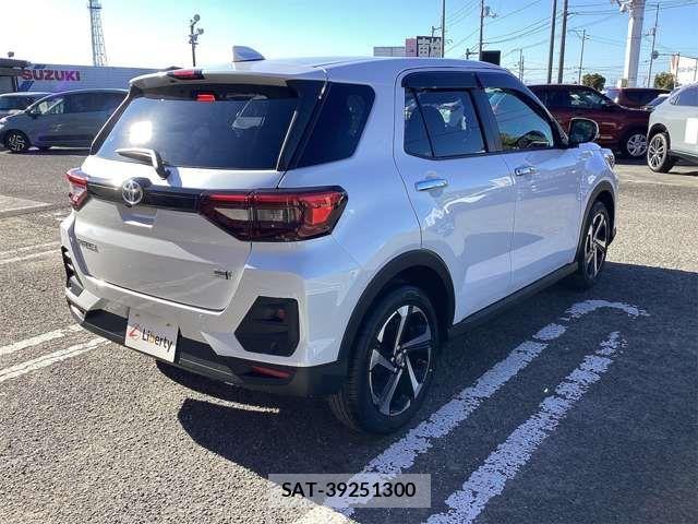 Toyota RAIZE 2025-10 6911792-11