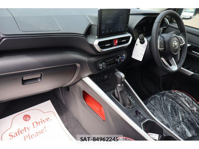 Toyota RAIZE 2026-05 7509820-1