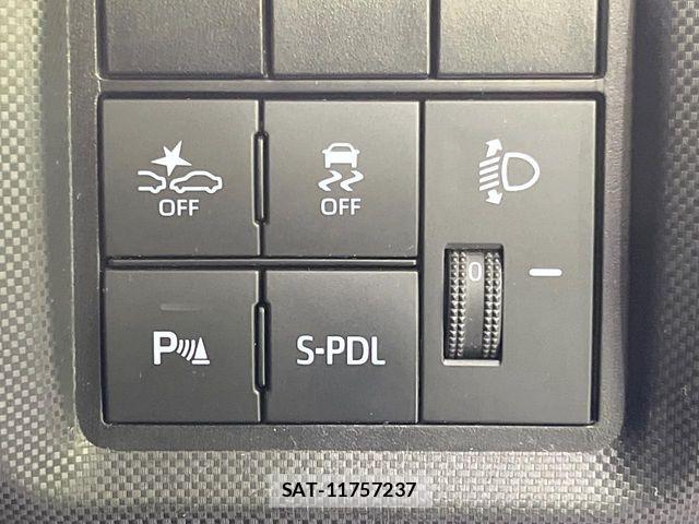 Toyota RAIZE 2022-04 7619479-4