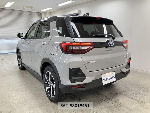 Toyota RAIZE 2025-08 8037857-23