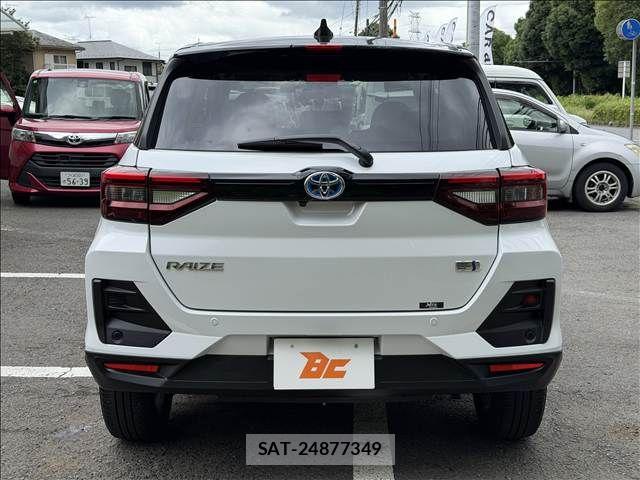 Toyota RAIZE 2026-01 8101483-22