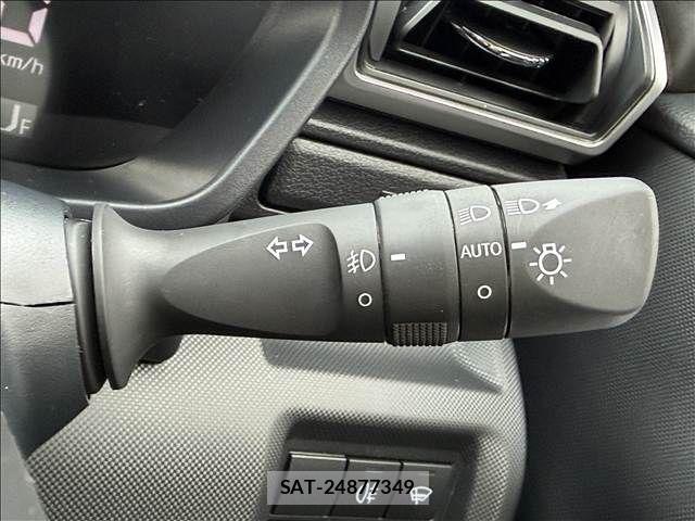 Toyota RAIZE 2026-01 8101483-28