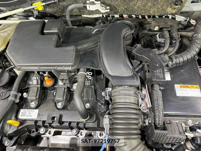 Toyota RAIZE 2021-11 8101493-17