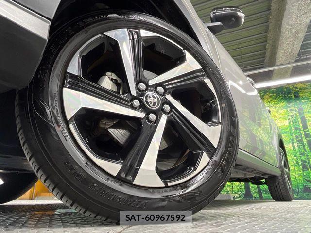 Toyota RAIZE 2025-05 8209766-12