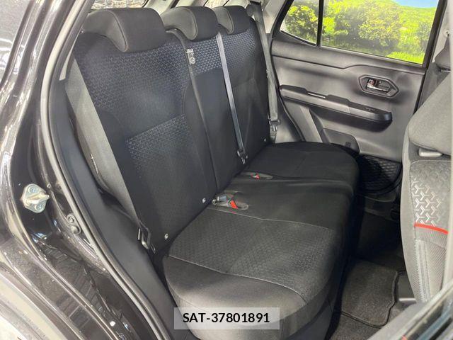 Toyota RAIZE 2025-05 8209770-9