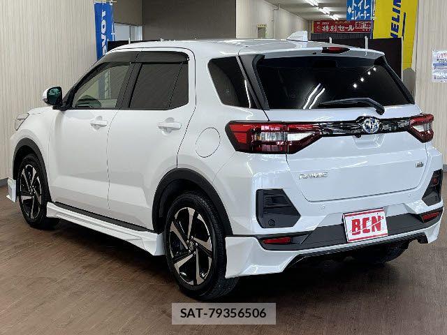 Toyota RAIZE 2025-06 8209758-8
