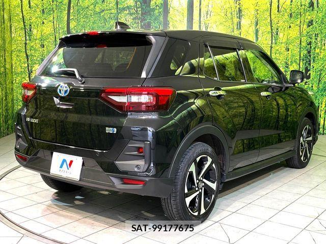 Toyota RAIZE 2024-12 8368298-16