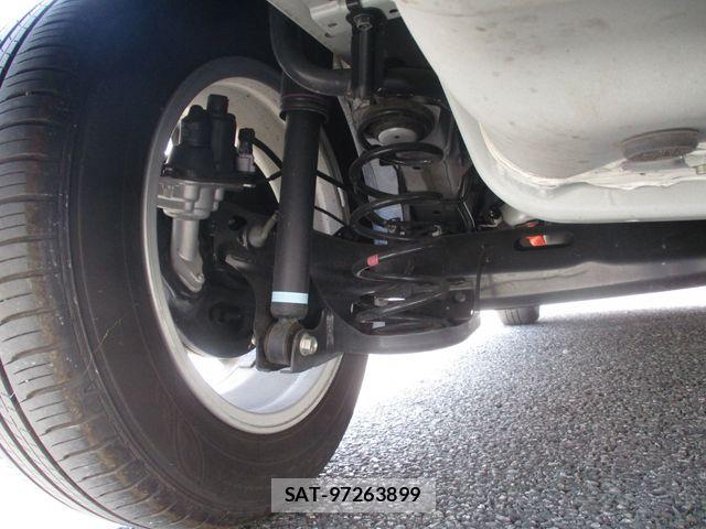 Toyota RAIZE 2024-10 8368302-24