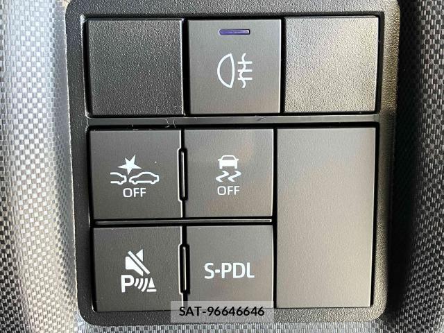Toyota RAIZE 2026-03 8372099-11